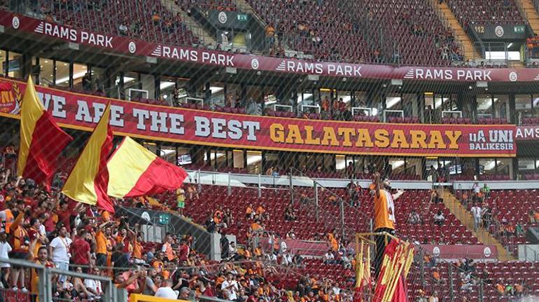 Galatasaray'a 500 milyon TL'lik dev gelir... Localara büyük ilgi... 3 galatasaraya 500 milyon tllik dev gelir. localara buyuk ilgi. 7