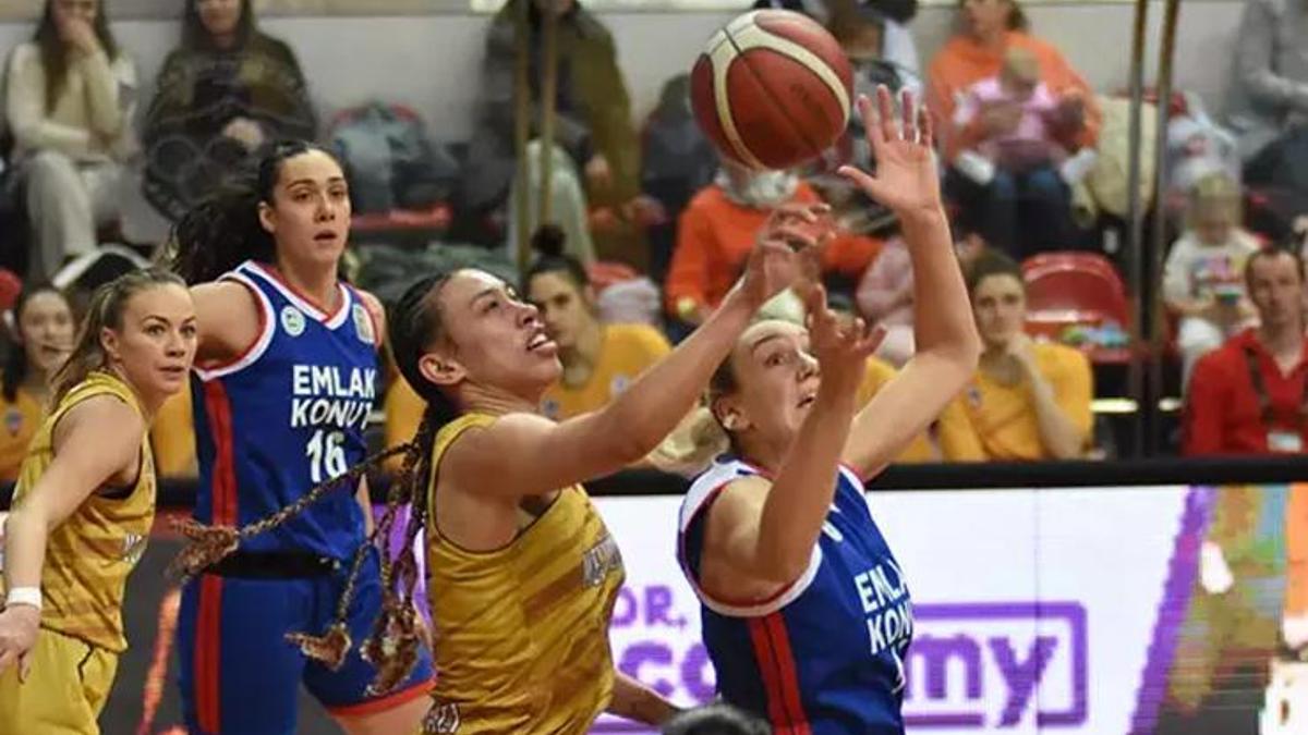 Melikgazi Kayseri Basketbol'dan Emlak Konut'a geçit yok! 8 melikgazi kayseri basketboldan emlak konuta gecit yok