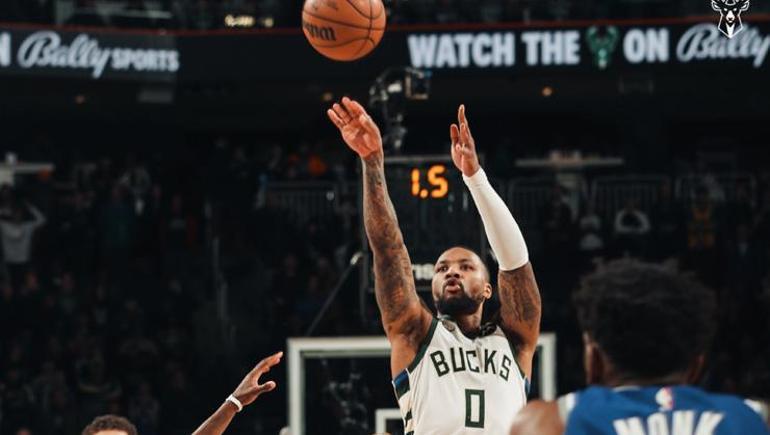 Milwaukee Bucks, Sacramento Kings'i son saniye üçlüğüyle yıktı 2 Milwaukee Bucks, Sacramento Kingsi son saniye üçlüğüyle yıktı
