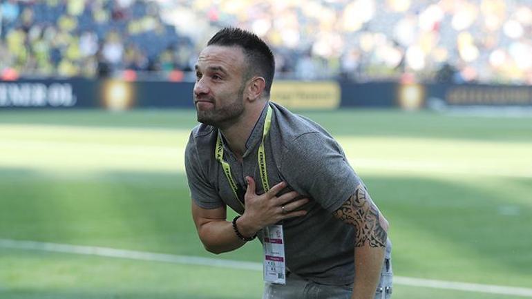 ÖZEL | Fenerbahçe'nin eski yıldızı Mathieu Valbuena yıllar sonra suskunluğunu bozdu! 3 ÖZEL | Fenerbahçenin eski yıldızı Mathieu Valbuena yıllar sonra suskunluğunu bozdu Ali Koç, Aziz Yıldırımdan daha iyi başkandı | Fenerbahçe taraftarı dünyanın en iyisi