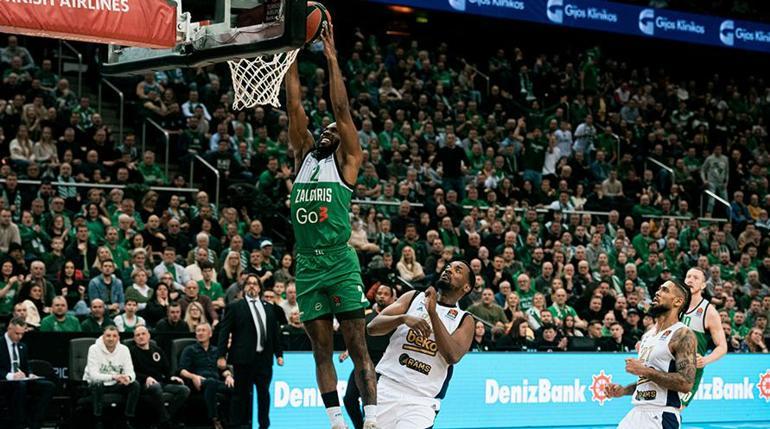 (ÖZET) Zalgiris Kaunas - Fenerbahçe Beko maç sonucu: 98-75 | Jasikevicius döneminin ilk deplasman yenilgisi! 2 (ÖZET) Zalgiris Kaunas - Fenerbahçe Beko maç sonucu: 98-75 | Jasikevicius döneminin ilk deplasman yenilgisi
