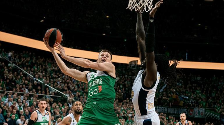 (ÖZET) Zalgiris Kaunas - Fenerbahçe Beko maç sonucu: 98-75 | Jasikevicius döneminin ilk deplasman yenilgisi! 5 (ÖZET) Zalgiris Kaunas - Fenerbahçe Beko maç sonucu: 98-75 | Jasikevicius döneminin ilk deplasman yenilgisi