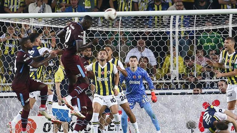 Paul Onuachu'dan boy itirafı: Artıları da var, eksileri de var... 2 Paul Onuachudan boy itirafı: Artıları da var, eksileri de var...