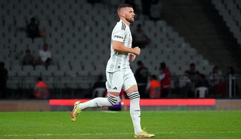 Son dakika: Beşiktaş'ta sürpriz ayrılık! Fernando Santos, üstünü çizdi 2 Son dakika: Beşiktaşta sürpriz ayrılık Fernando Santos, üstünü çizdi