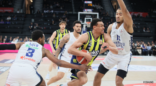 Fener, Efes'i deplasmanda devirdi 1 haber 85778